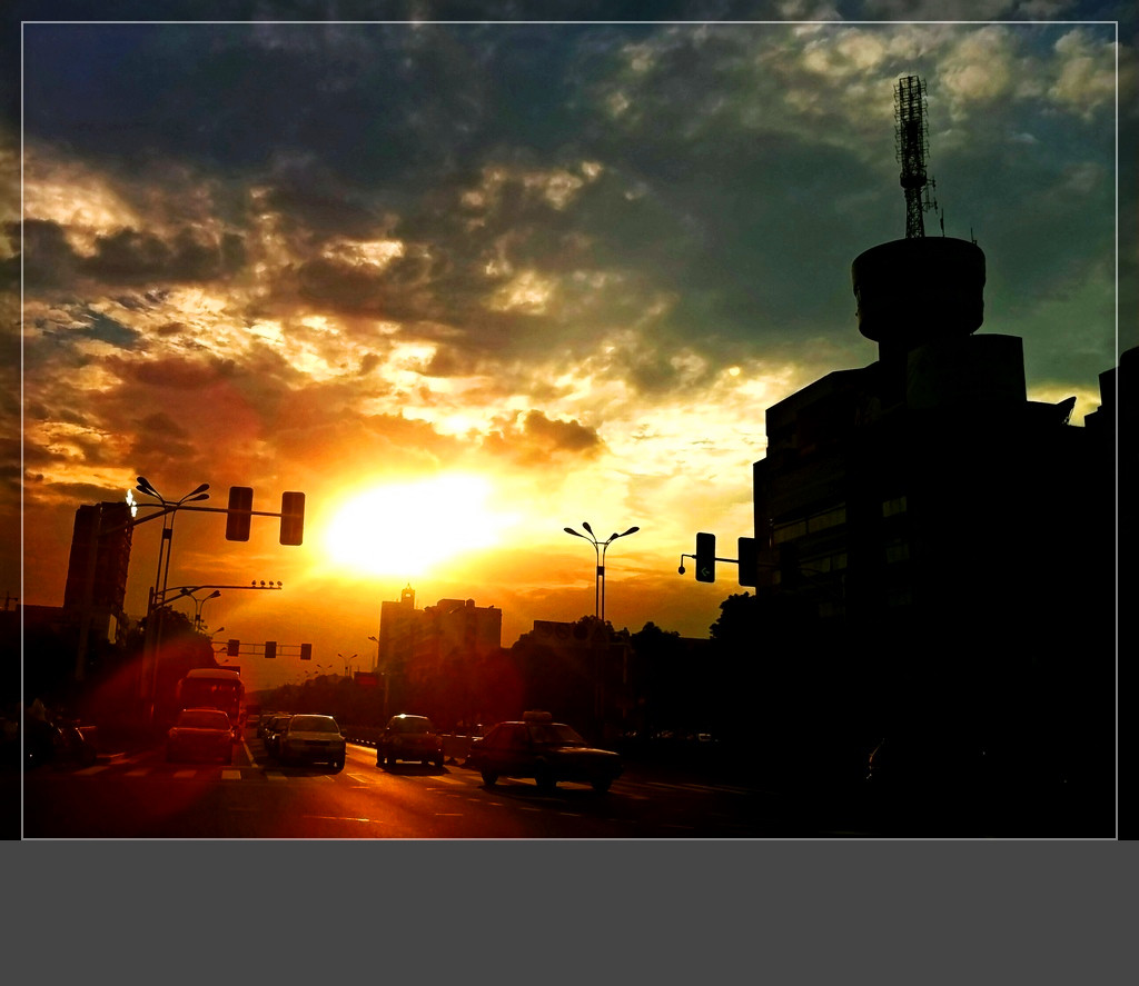 Ƭ 017.jpg