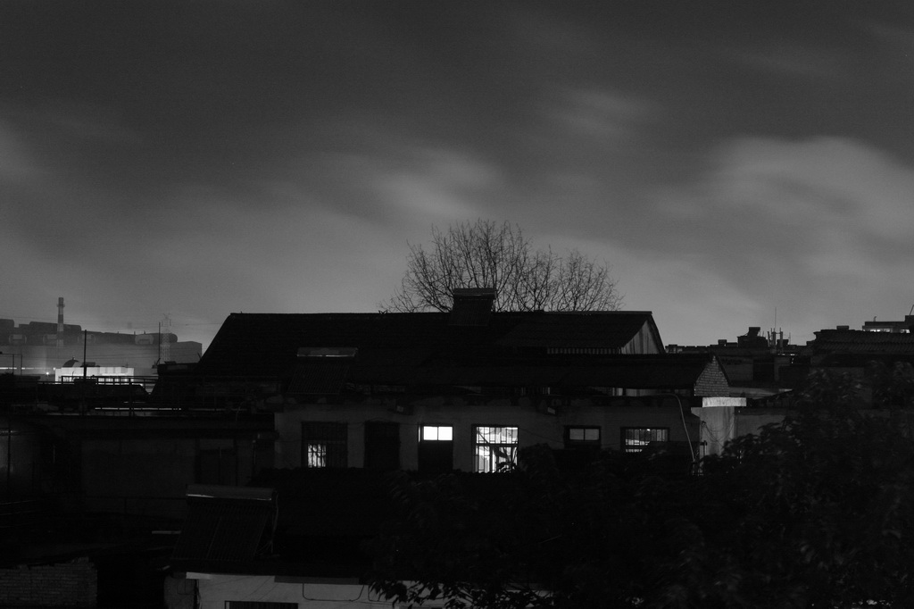 Ƭ 111-1024.jpg